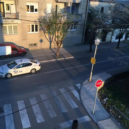 Apartman Centar *